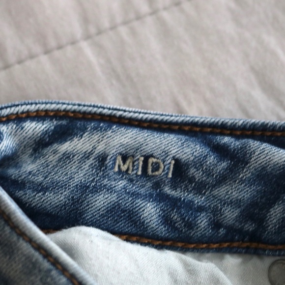 American Eagle Jean Shorts - Picture 5 of 6